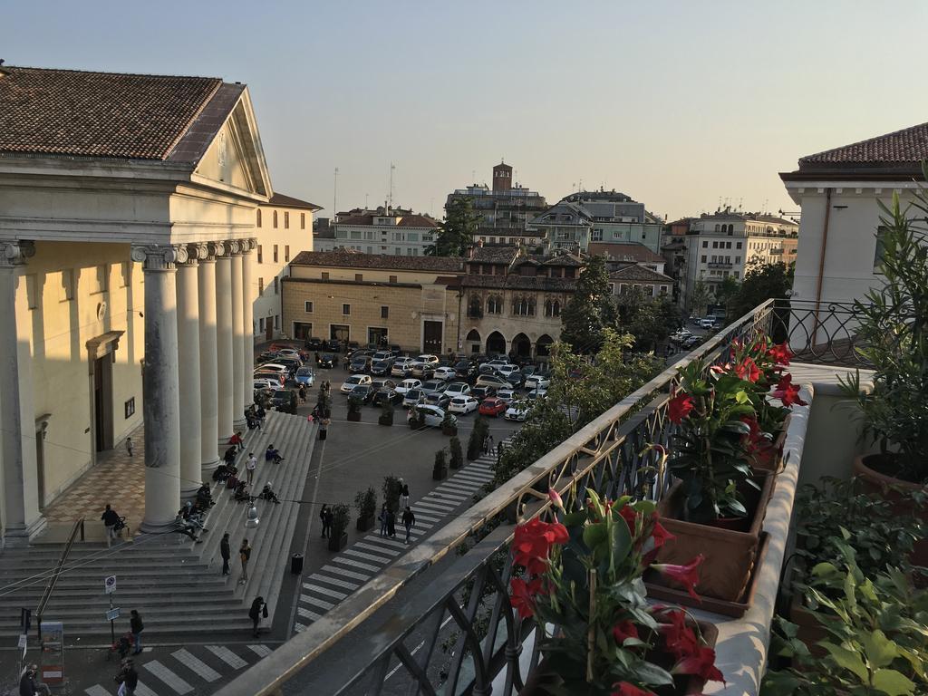 Apartamento La Loggia Al Duomo - Treviso Exterior foto