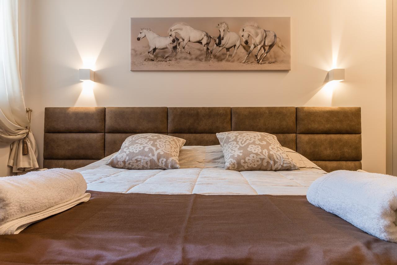 Apartamento La Loggia Al Duomo - Treviso Exterior foto